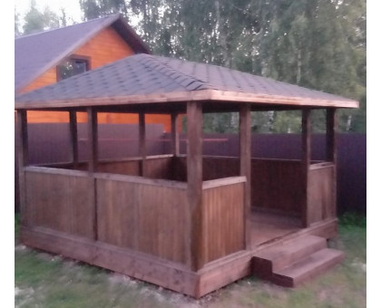 Беседка для дачи "Бригада" в Щёлковском районе и городском округе Щёлково с четырехскатной крышей